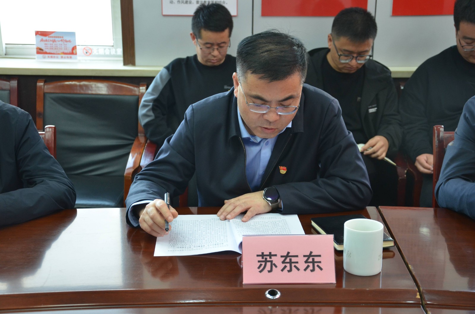 在常学常新、常学常悟、常学常得中提升实践能力--延安交投集团举办主题教育专题党课